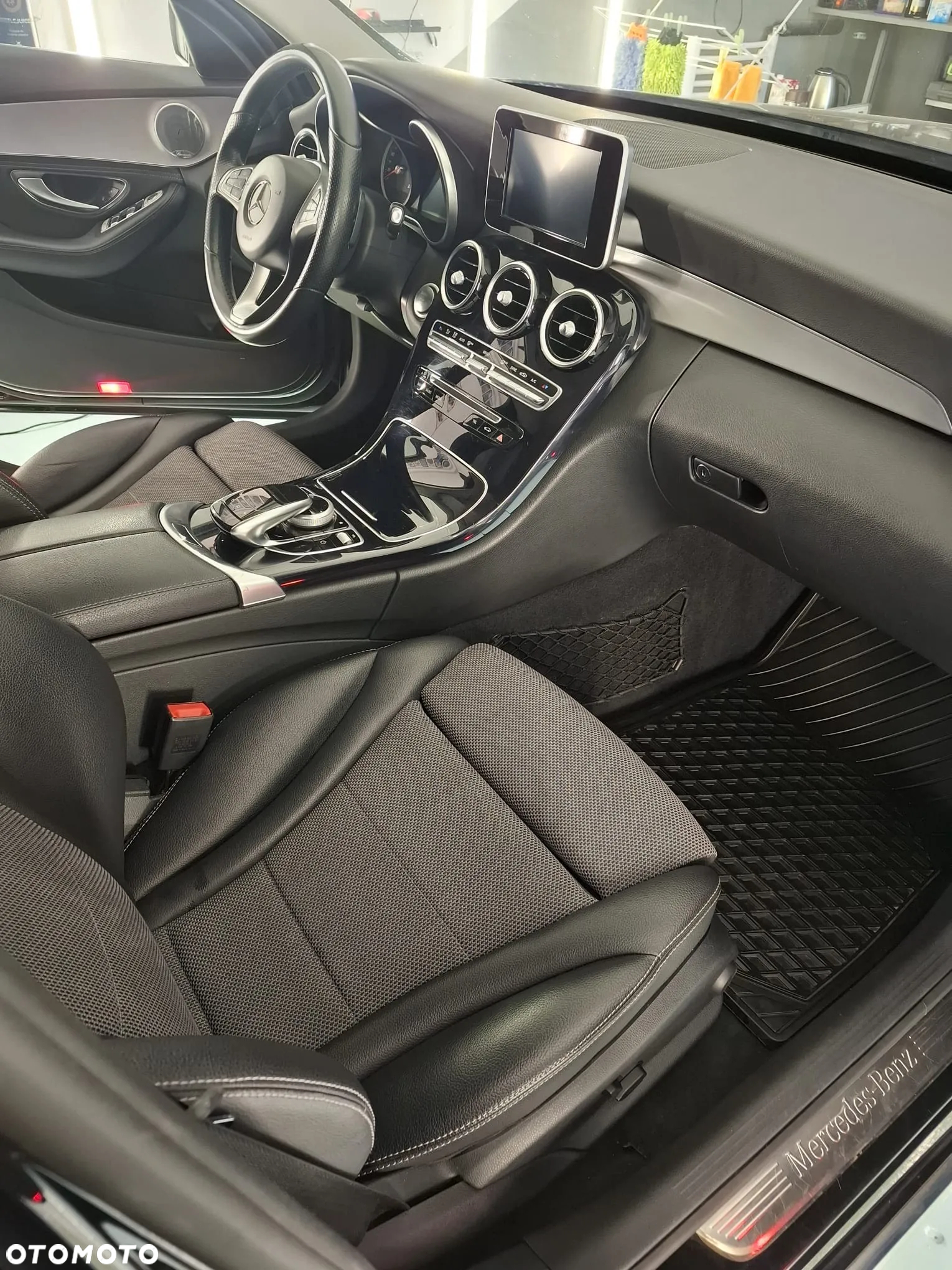 Mercedes-Benz Klasa C 250 7G-TRONIC - 6