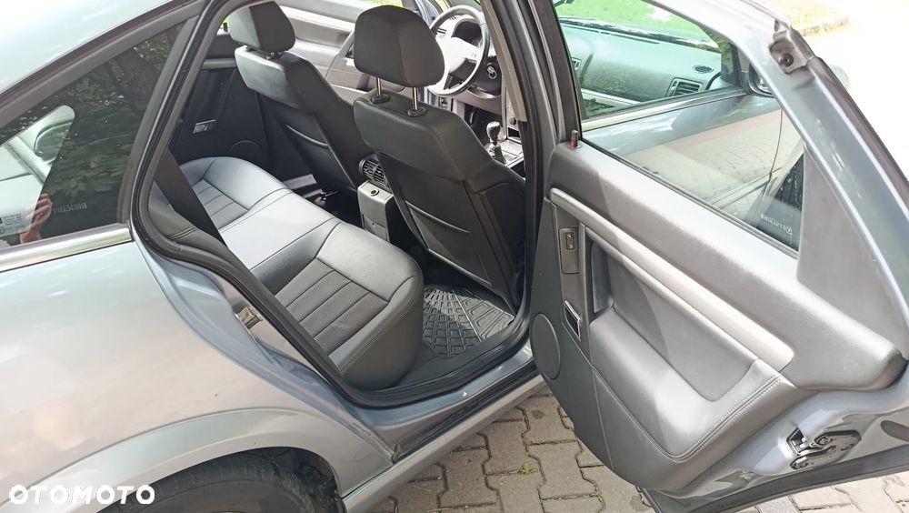 Opel Vectra - 9