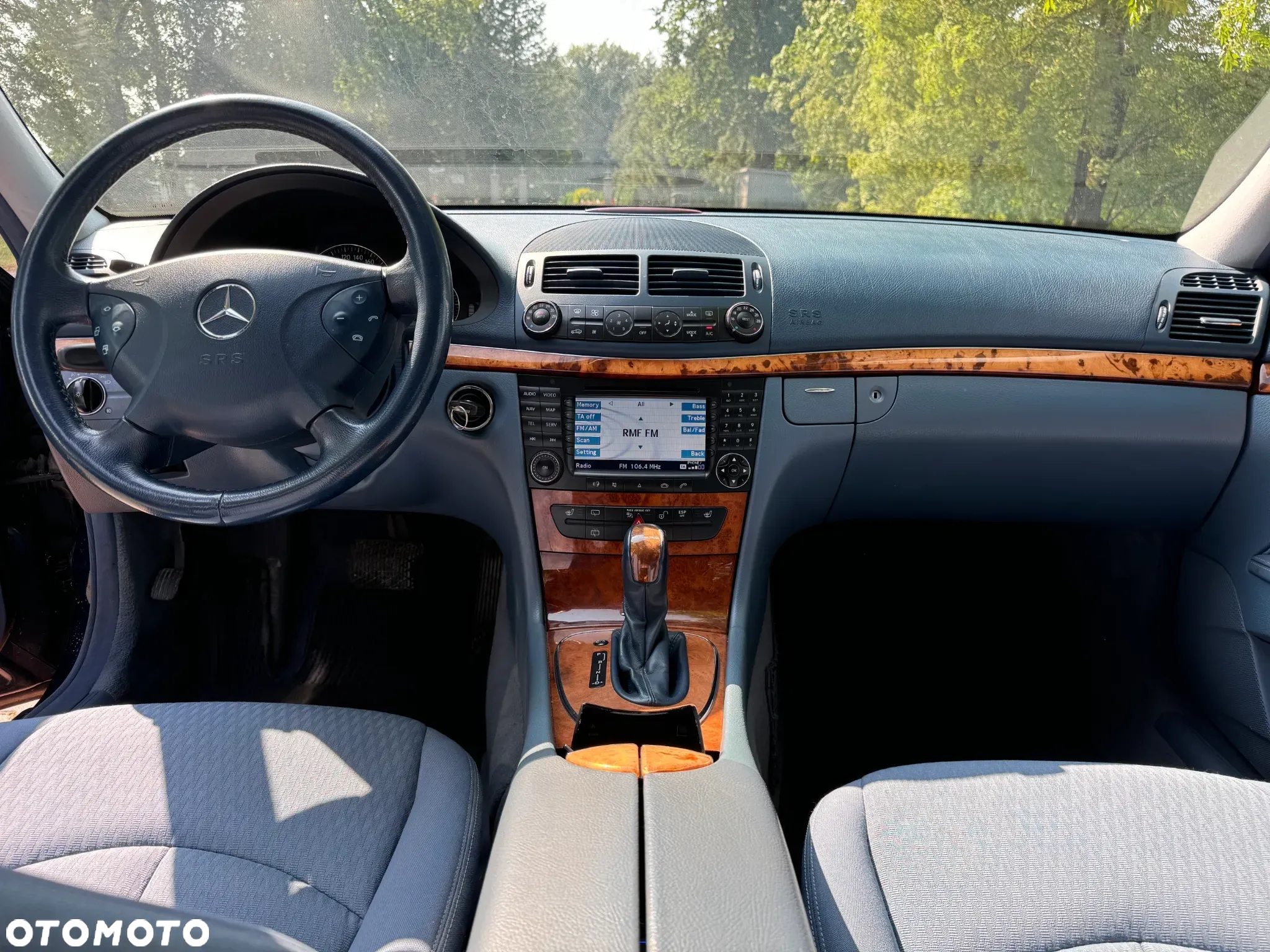 Mercedes-Benz Klasa E - 11