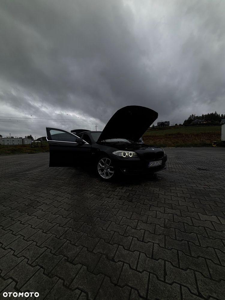 BMW Seria 5 520d - 17