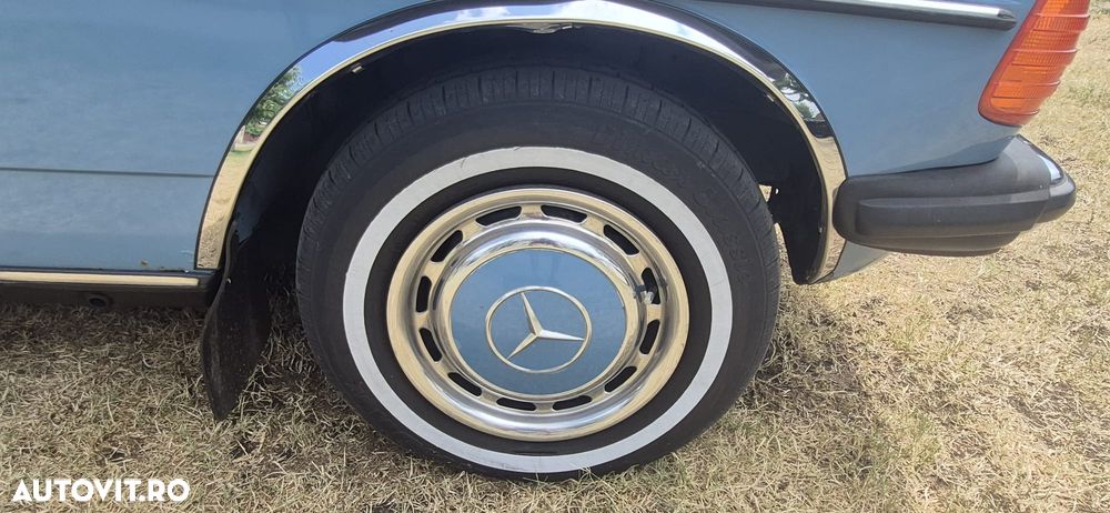 Mercedes-Benz E - 16