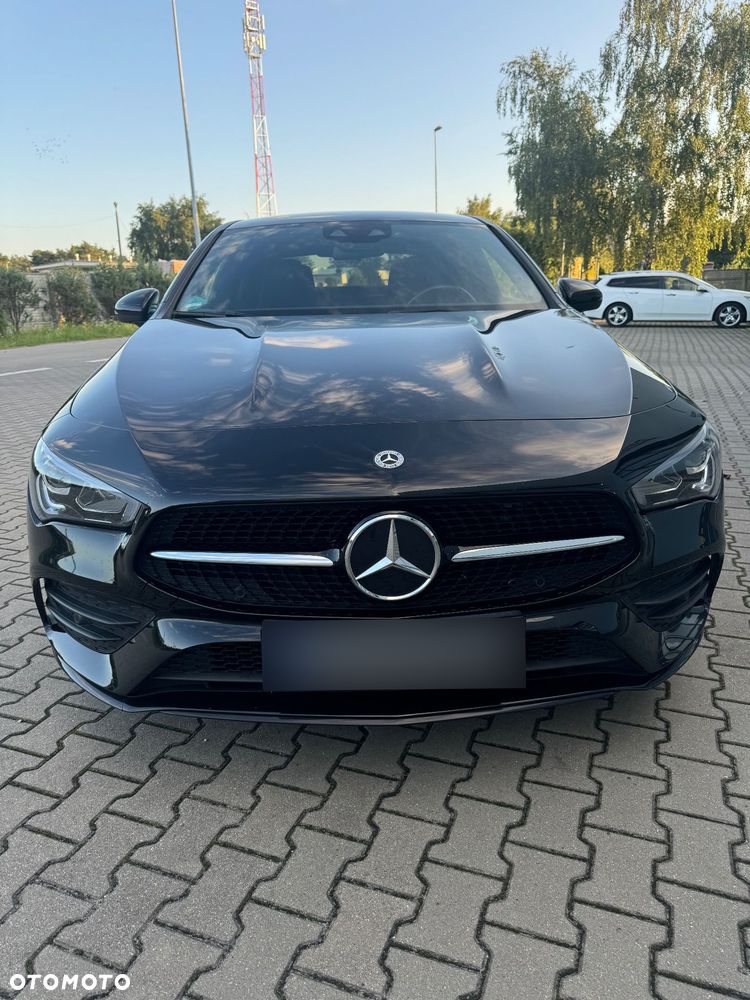 Mercedes-Benz CLA 250 E AMG Line 8G-DCT - 15
