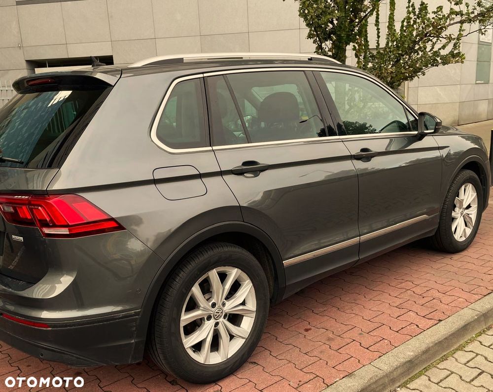Volkswagen Tiguan - 4
