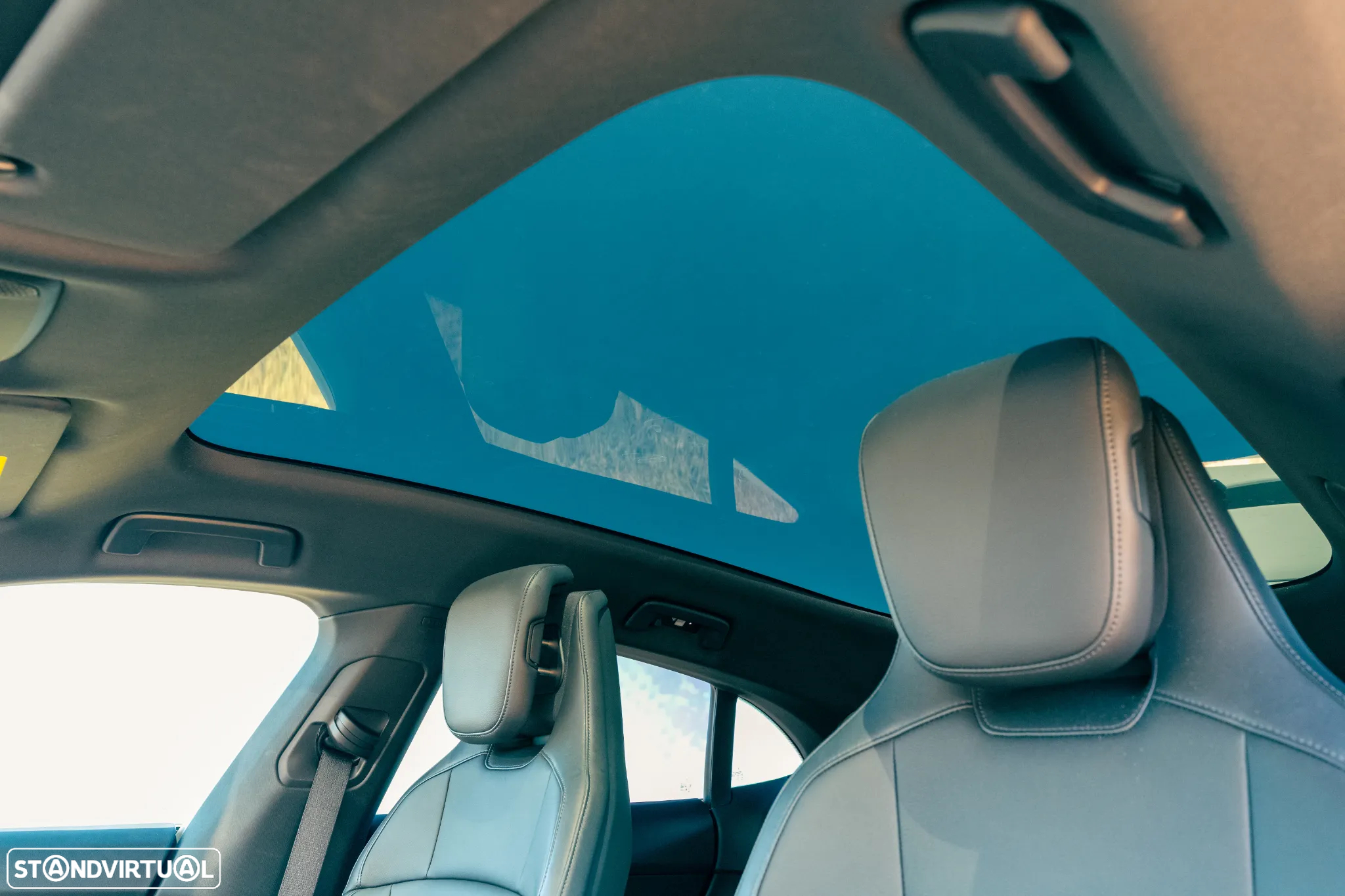 Porsche Taycan Sport Turismo - 22