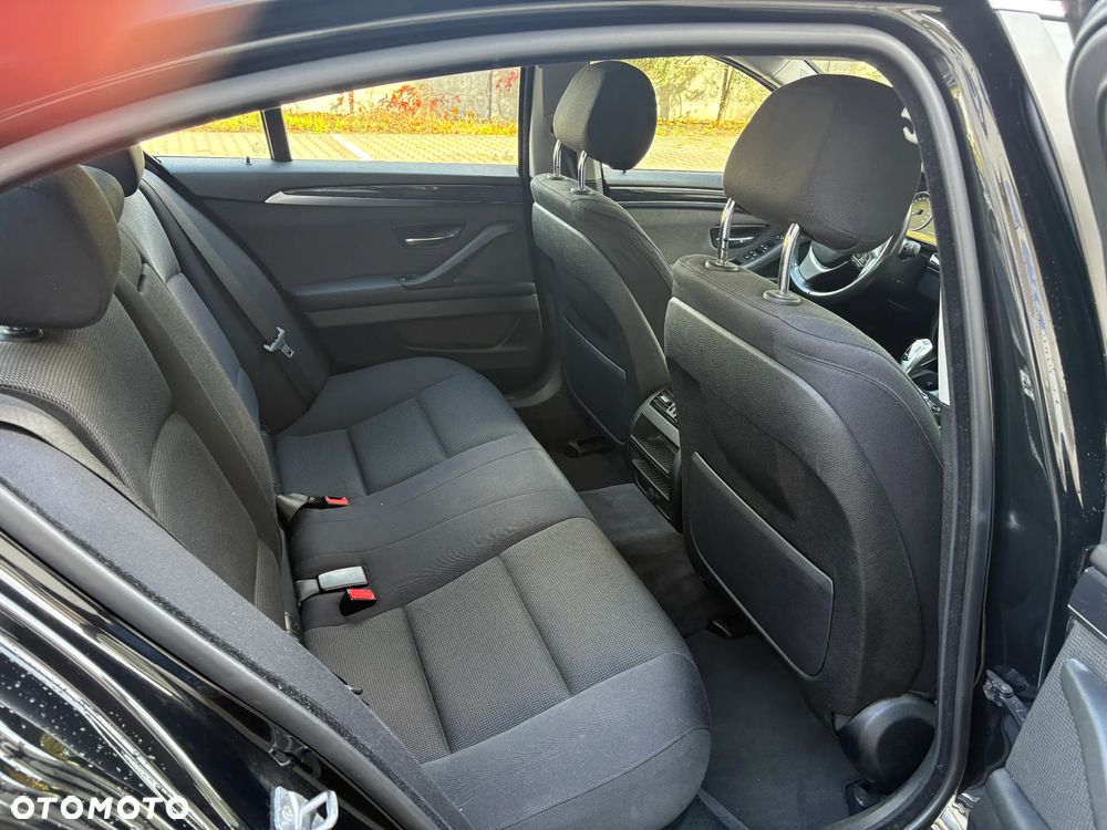 BMW Seria 5 520d - 4