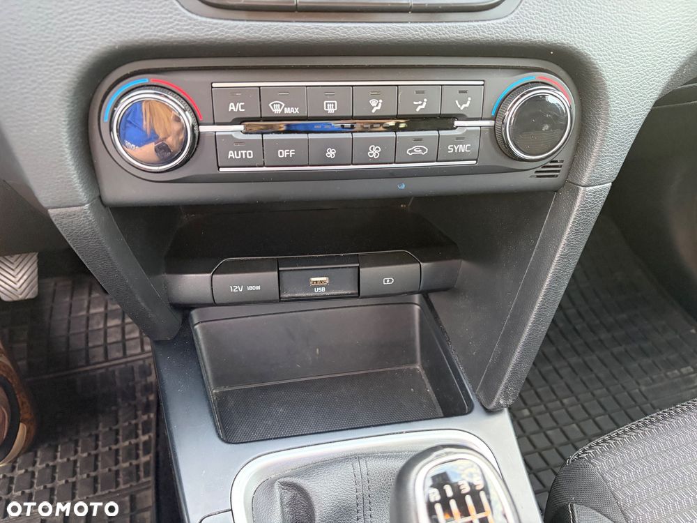 Kia Ceed 1.5 T-GDI M - 18