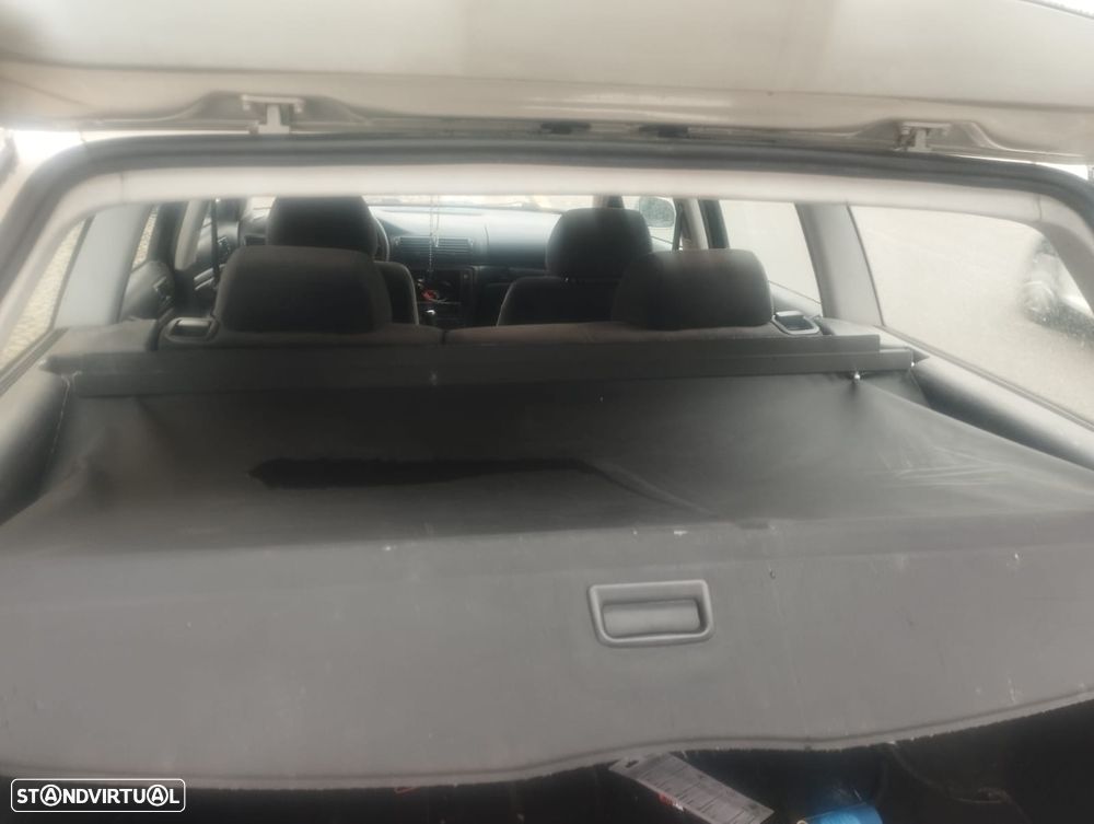 VW Passat 1.9 TDi Confortline - 2