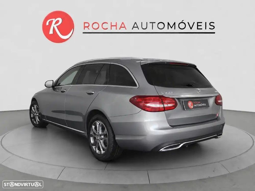 Mercedes-Benz C 200 - 10