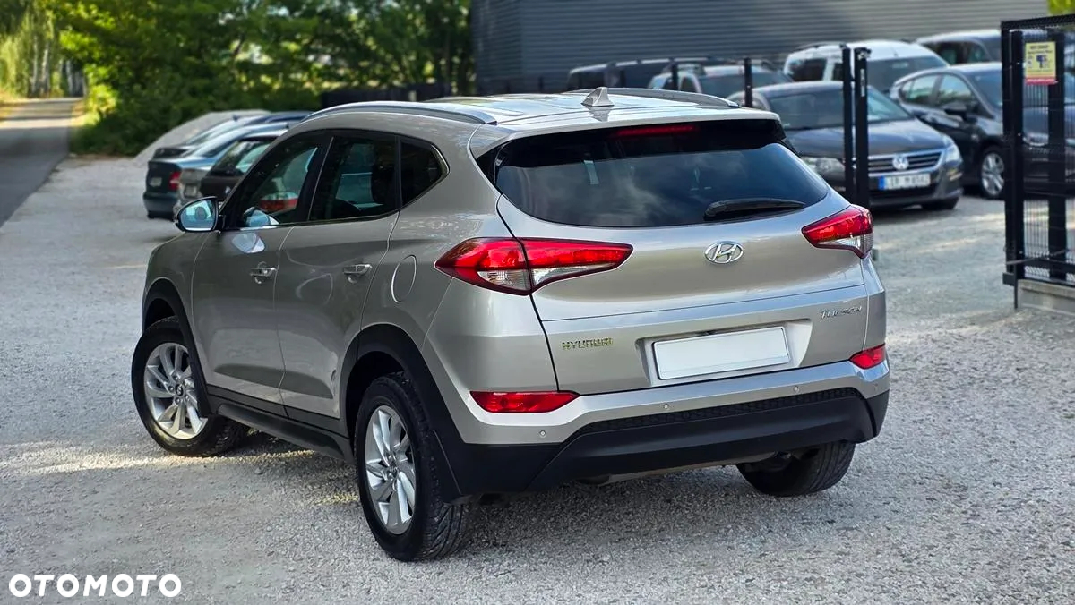 Hyundai Tucson - 2