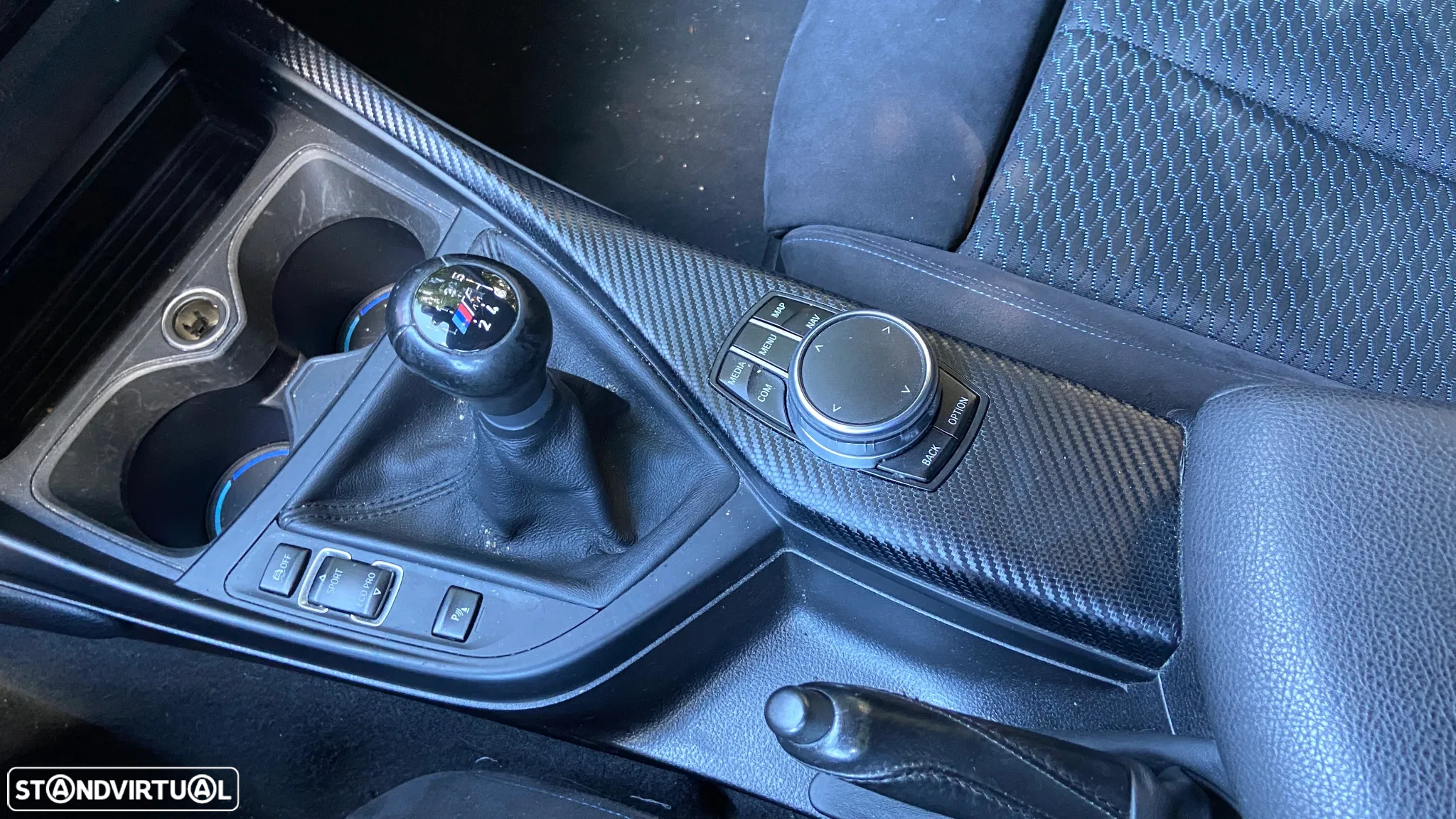 BMW 118 d Pack M - 15