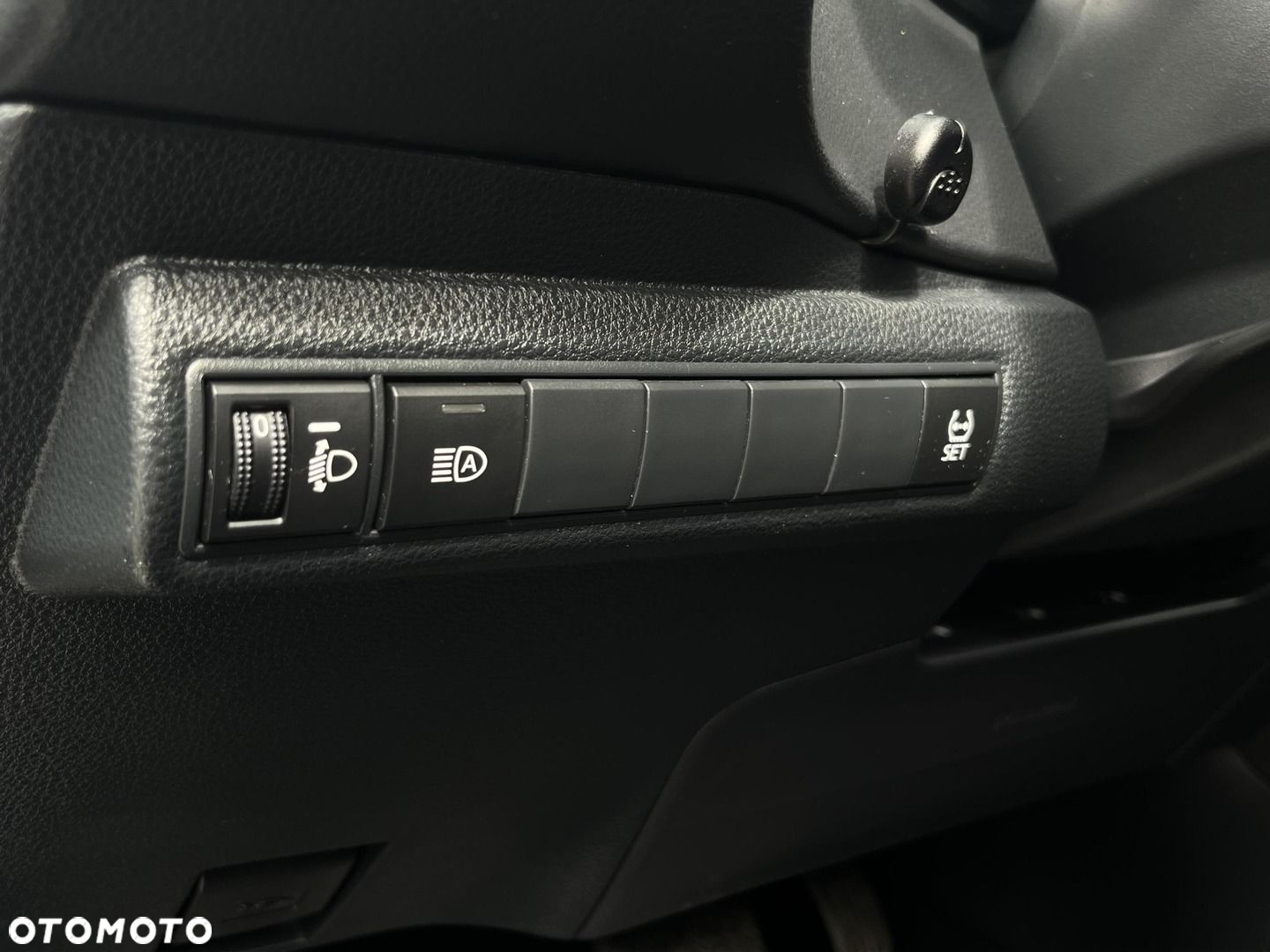 Toyota Corolla 1.5 Comfort MS - 28