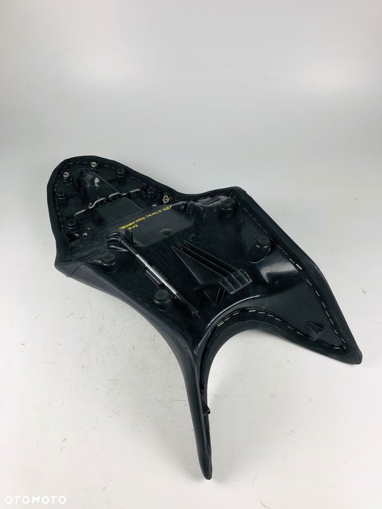 Triumph Speed Triple 1050 11-14 siedzenie kanapa fotel - 8
