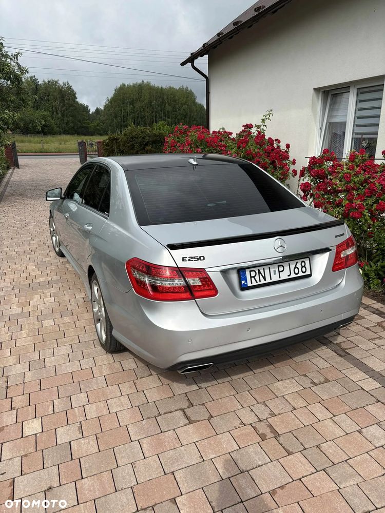 Mercedes-Benz Klasa E - 8