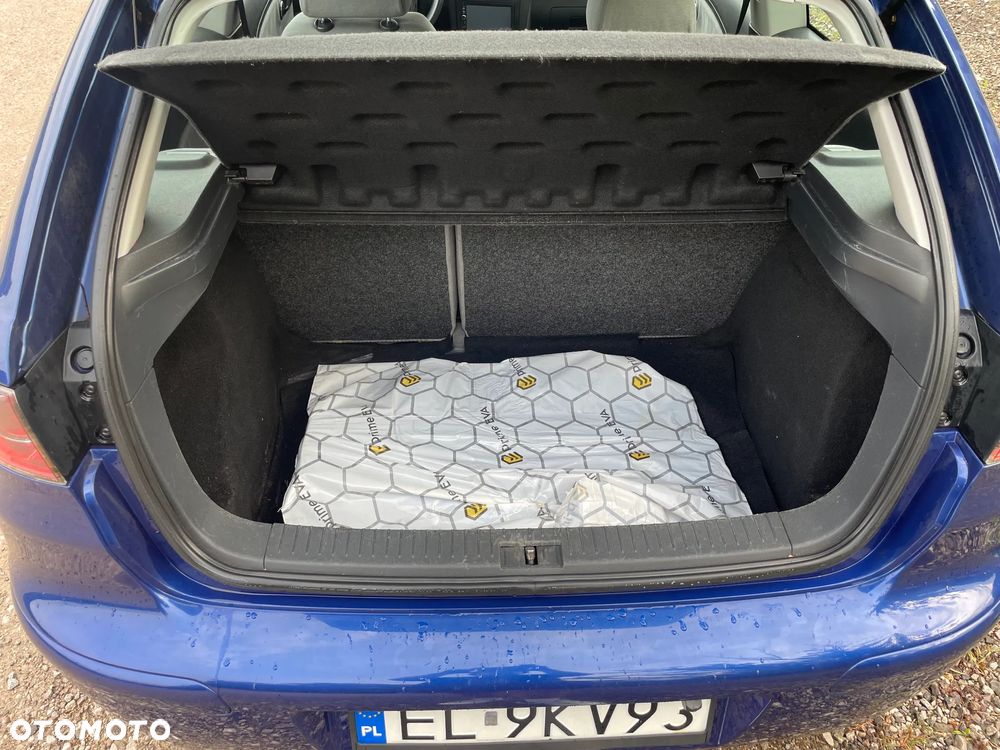 Seat Ibiza 1.4 16V Reference - 9