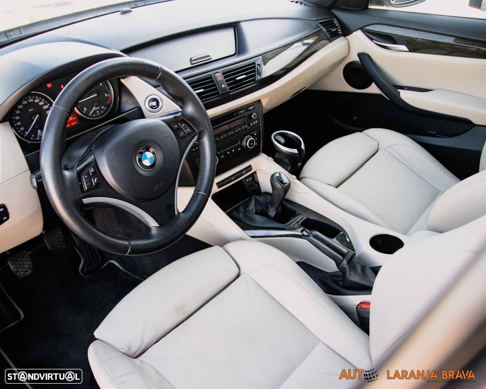 BMW X1 18 d sDrive - 21
