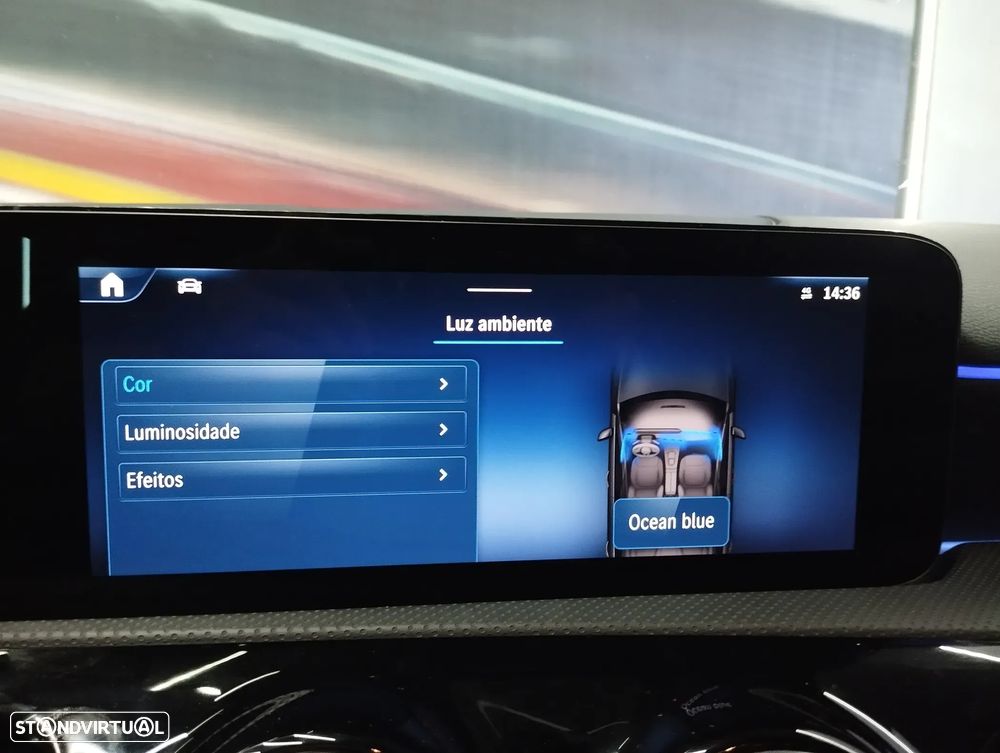 Mercedes-Benz A 200 AMG Line Aut. - 39