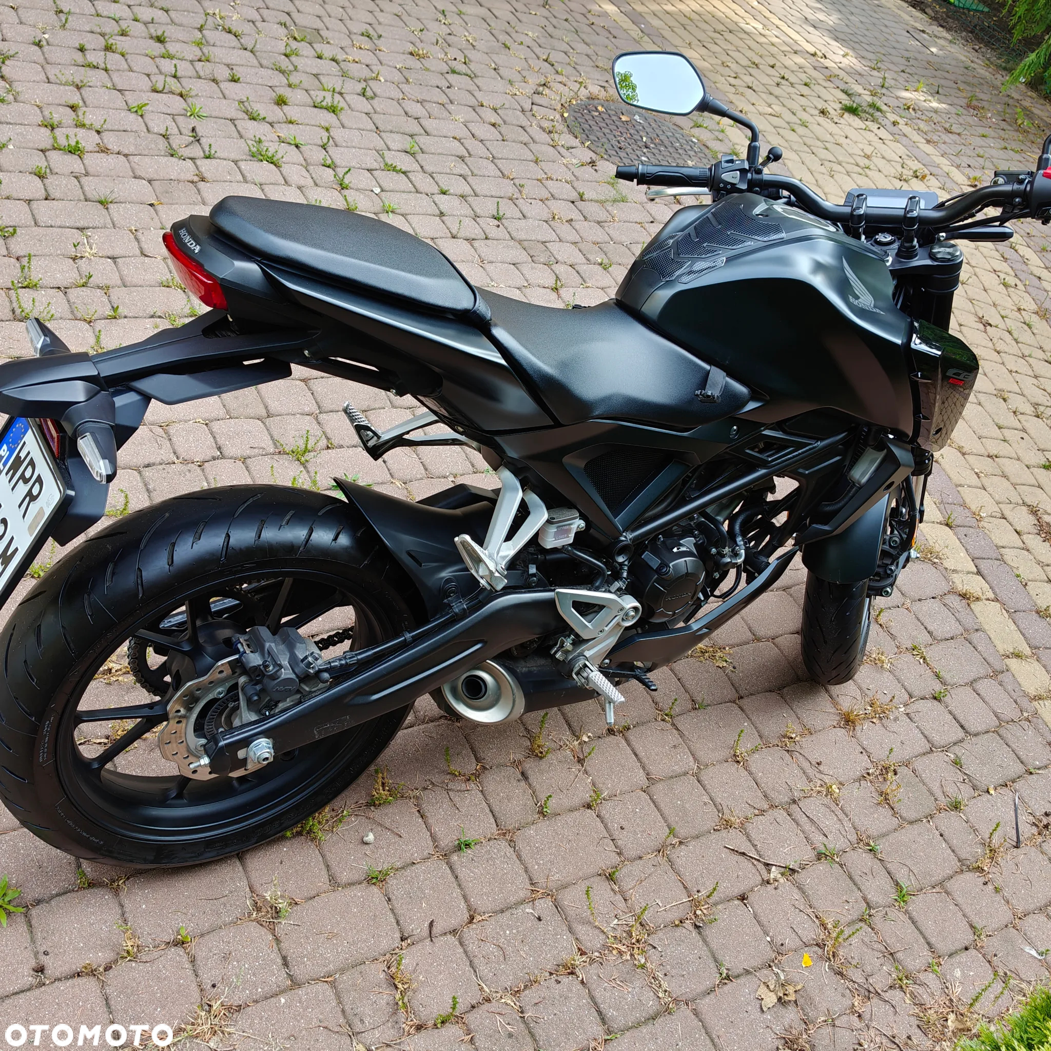 Honda CB - 2