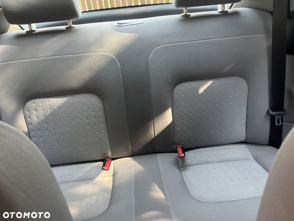 Volkswagen New Beetle 1.9 TDI - 10