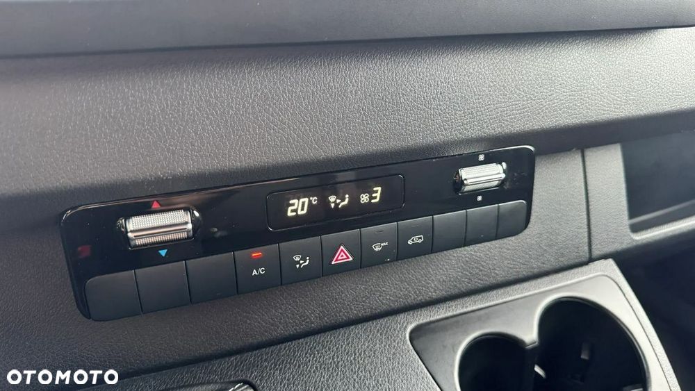 Mercedes-Benz Sprinter - 19