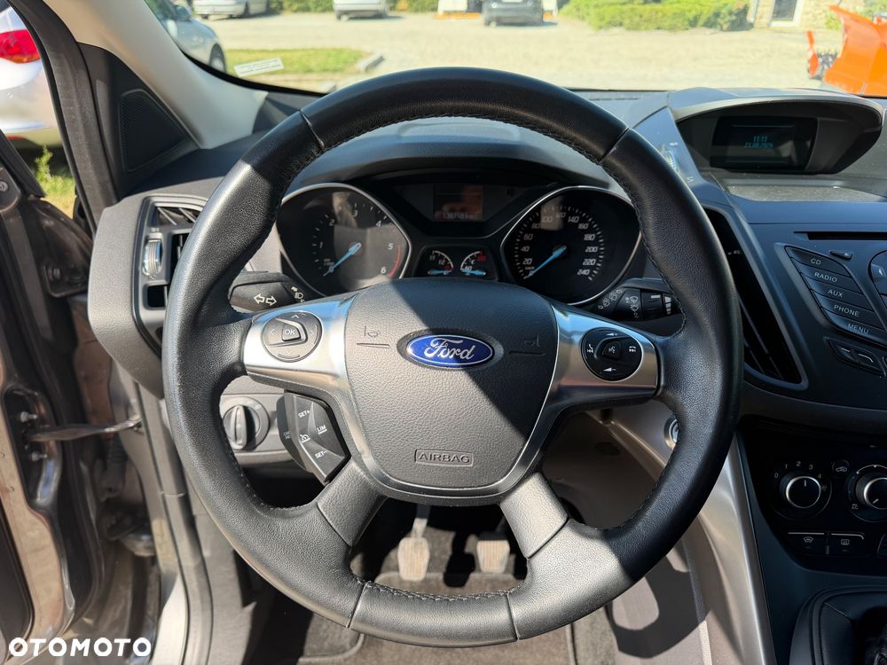 Ford Kuga - 23