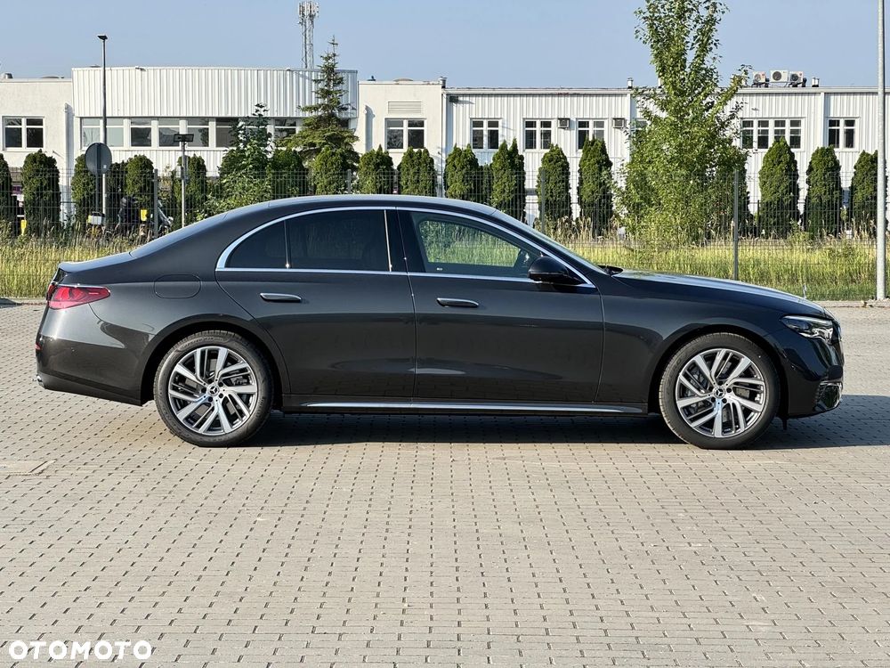 Mercedes-Benz Klasa E - 7