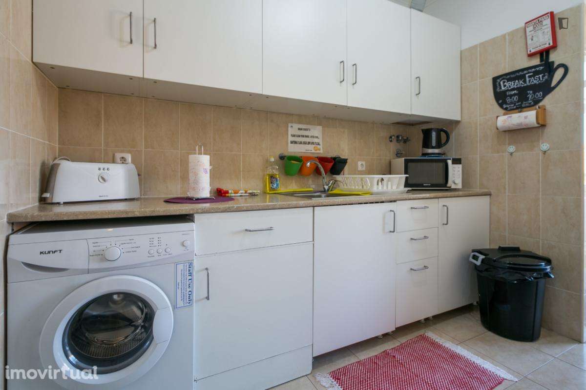 Quarto - localizado em Arroios Lisbon - Grande imagem: 4/15