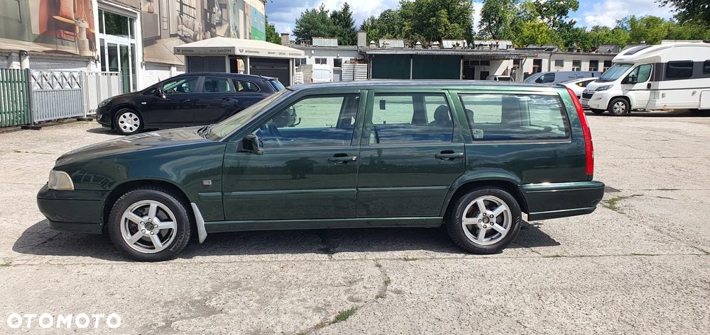 Volvo V70 2.4 - 5