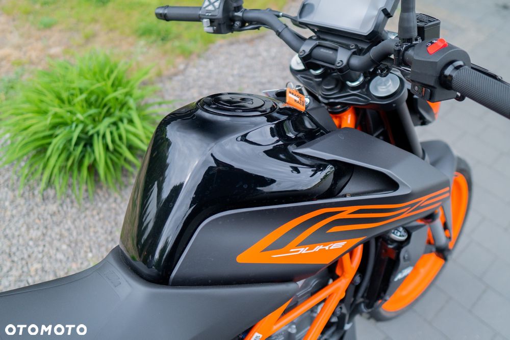 KTM Duke - 17