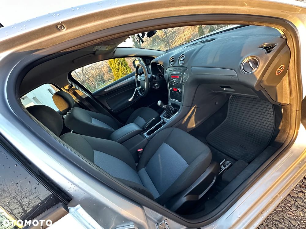 Ford Mondeo 1.6 Ambiente - 7