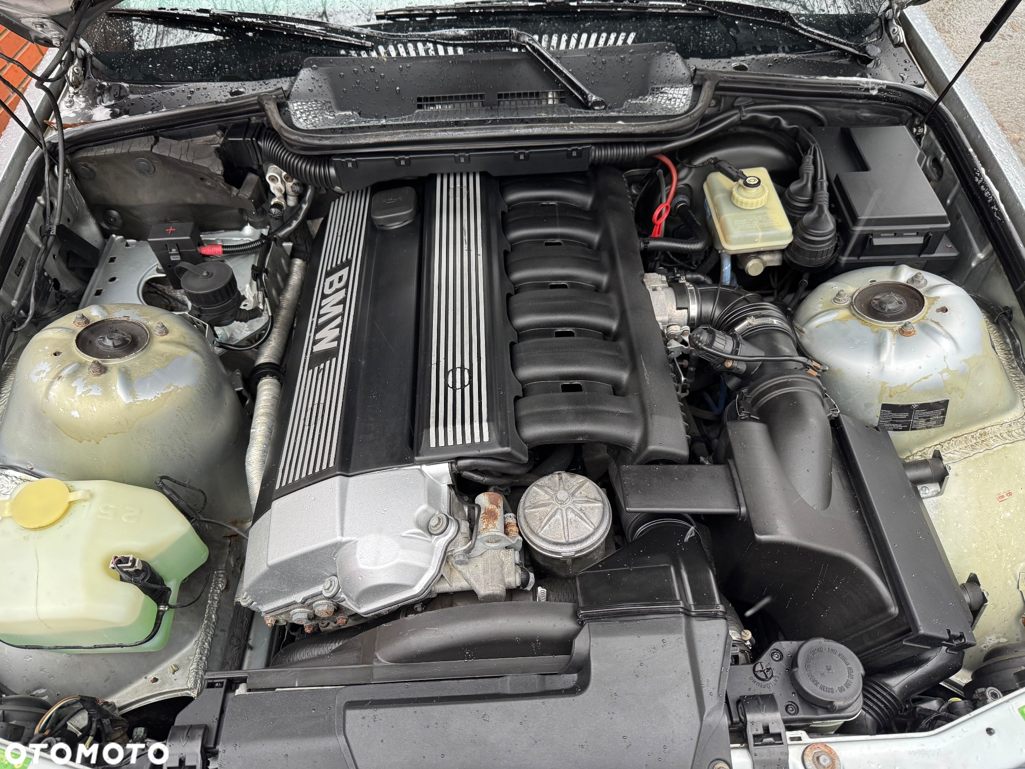 BMW Seria 3 325i - 2