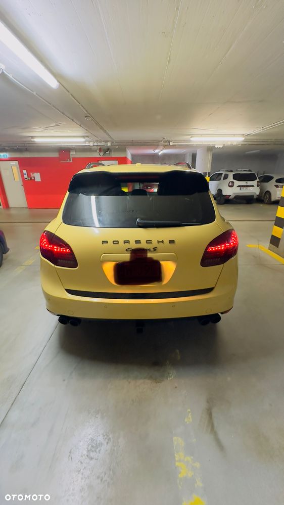 Porsche Cayenne - 6