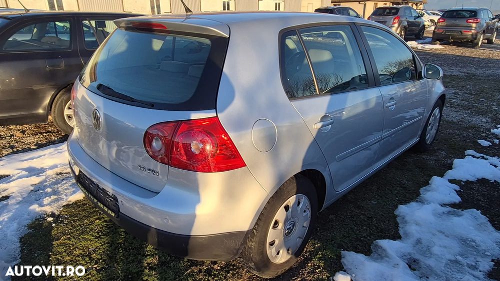 Volkswagen Golf 1.6 FSI Automatik Sportline - 5