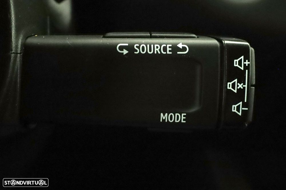 Renault Captur 1.0 TCe Techno Bi-Fuel - 19