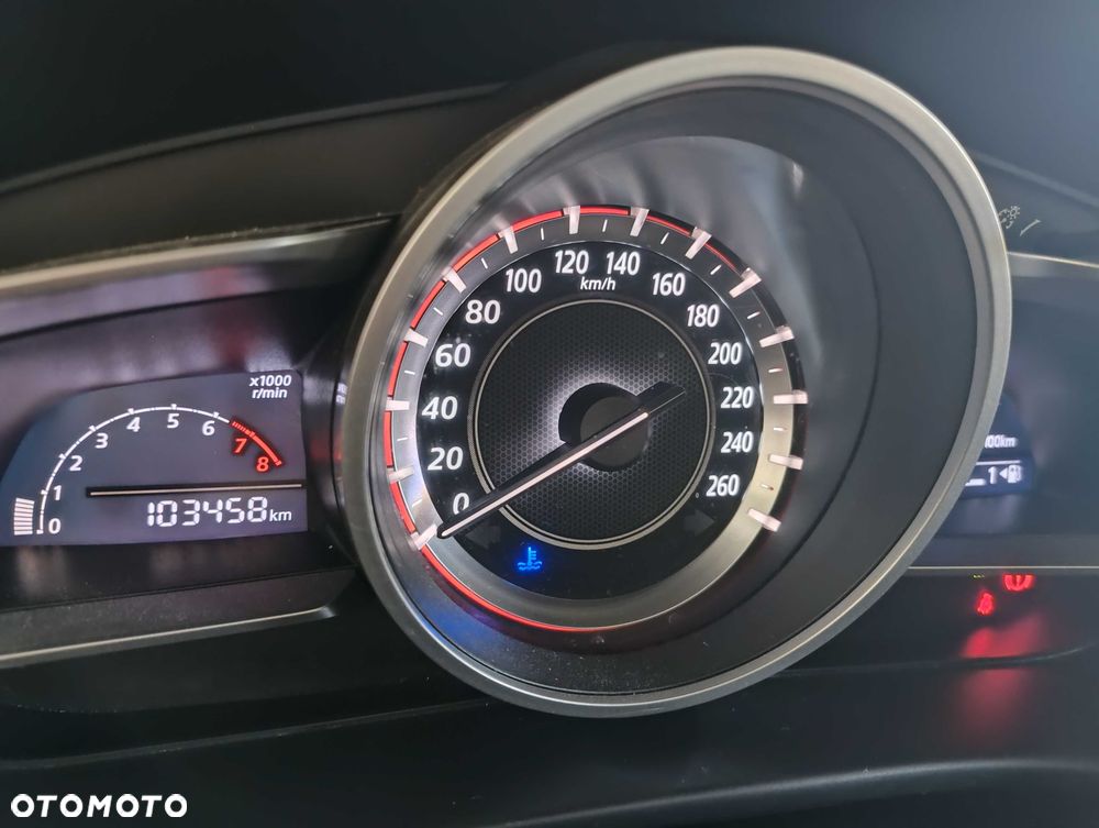 Mazda 3 - 8