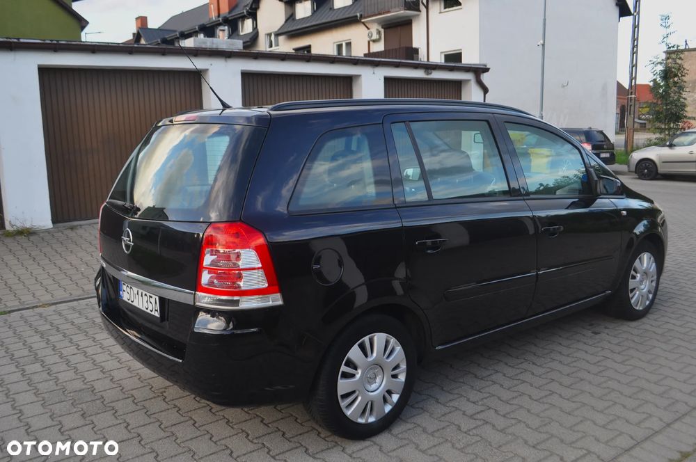 Opel Zafira 1.8 Easytronic Family Plus - 6