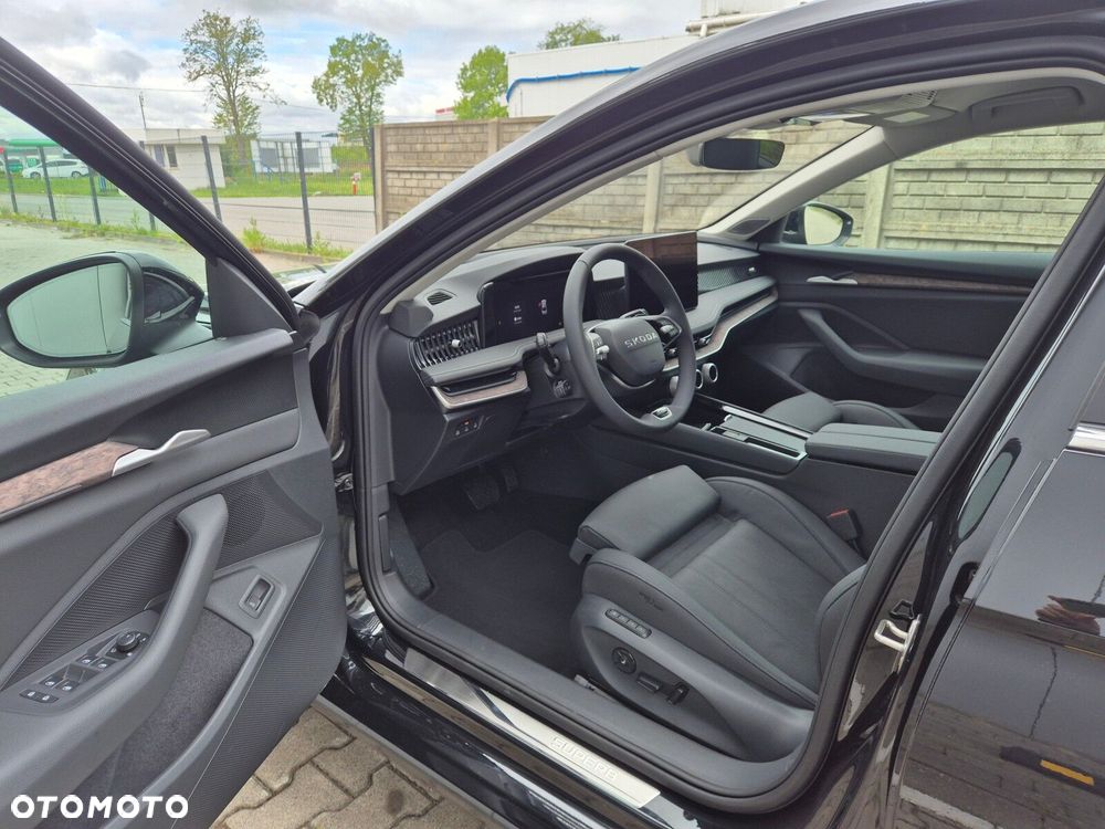 Skoda Superb 2.0 TDI SCR 4x4 L&K DSG - 13