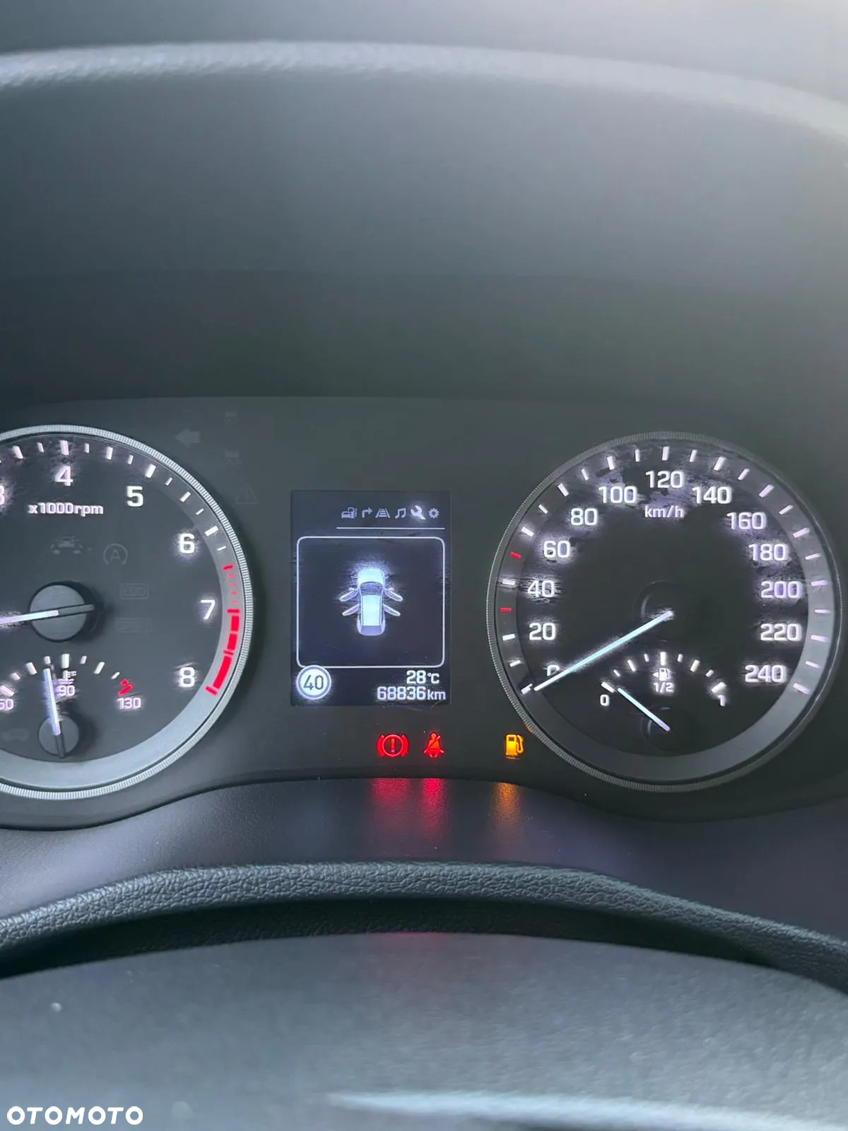 Hyundai Tucson 1.6 GDI BlueDrive Comfort 2WD - 12