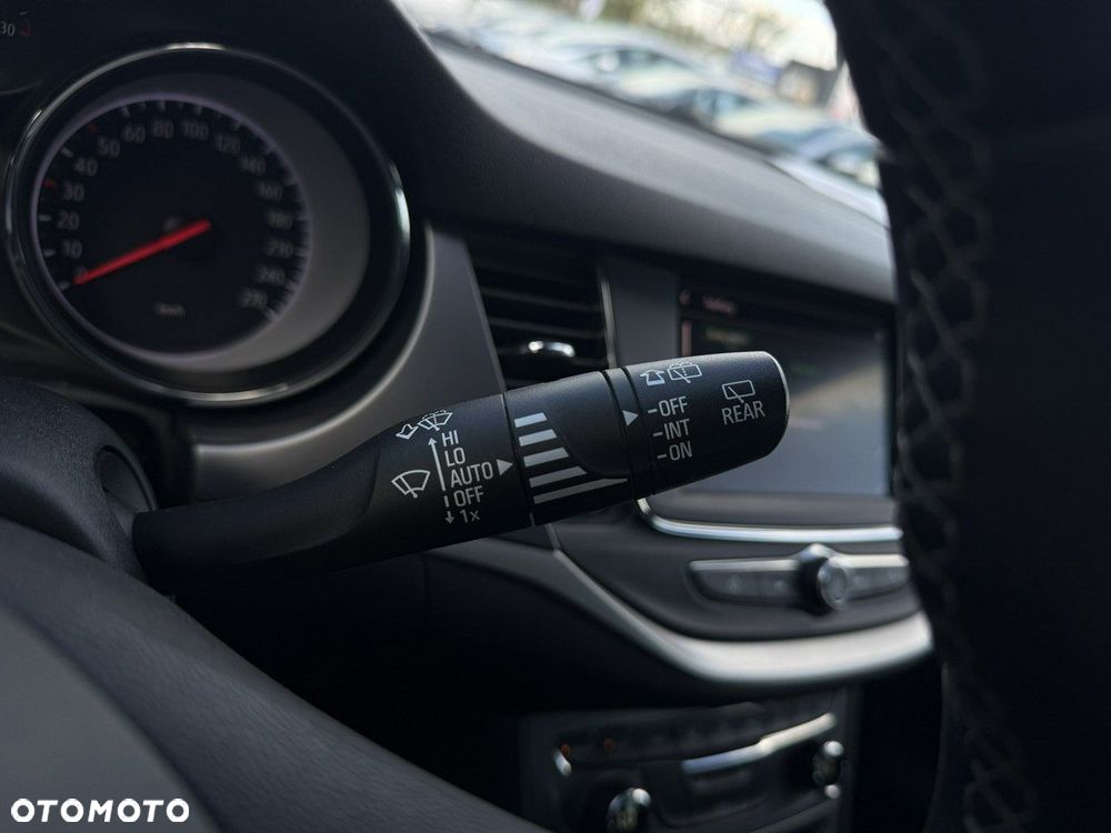 Opel Astra - 18