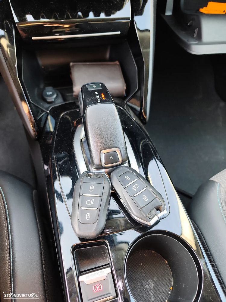 Peugeot 2008 - 9
