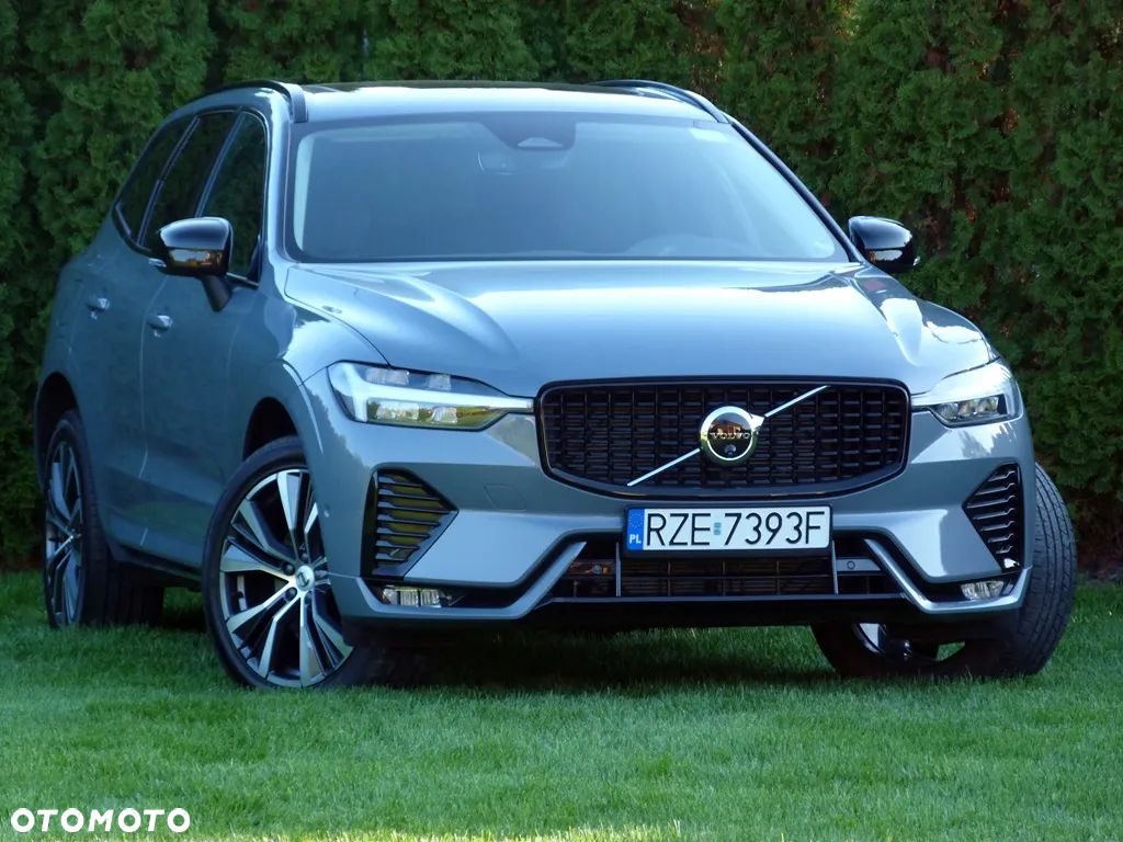 Volvo XC 60 B5 B AWD R-Design - 1