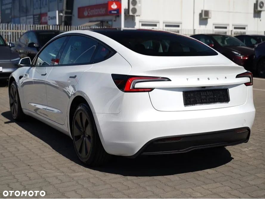 Tesla Model 3 Long Range RWD Premium - 7