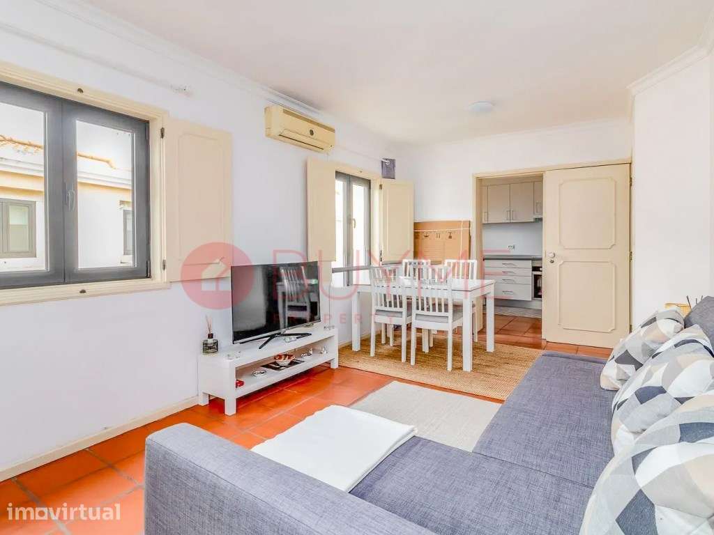 Apartamento T1 renovado na Marina de Vilamoura com estacionamento - Grande imagem: 3/11
