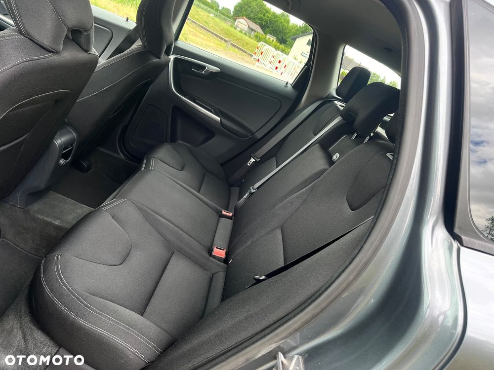 Volvo XC 60 D3 Kinetic - 16