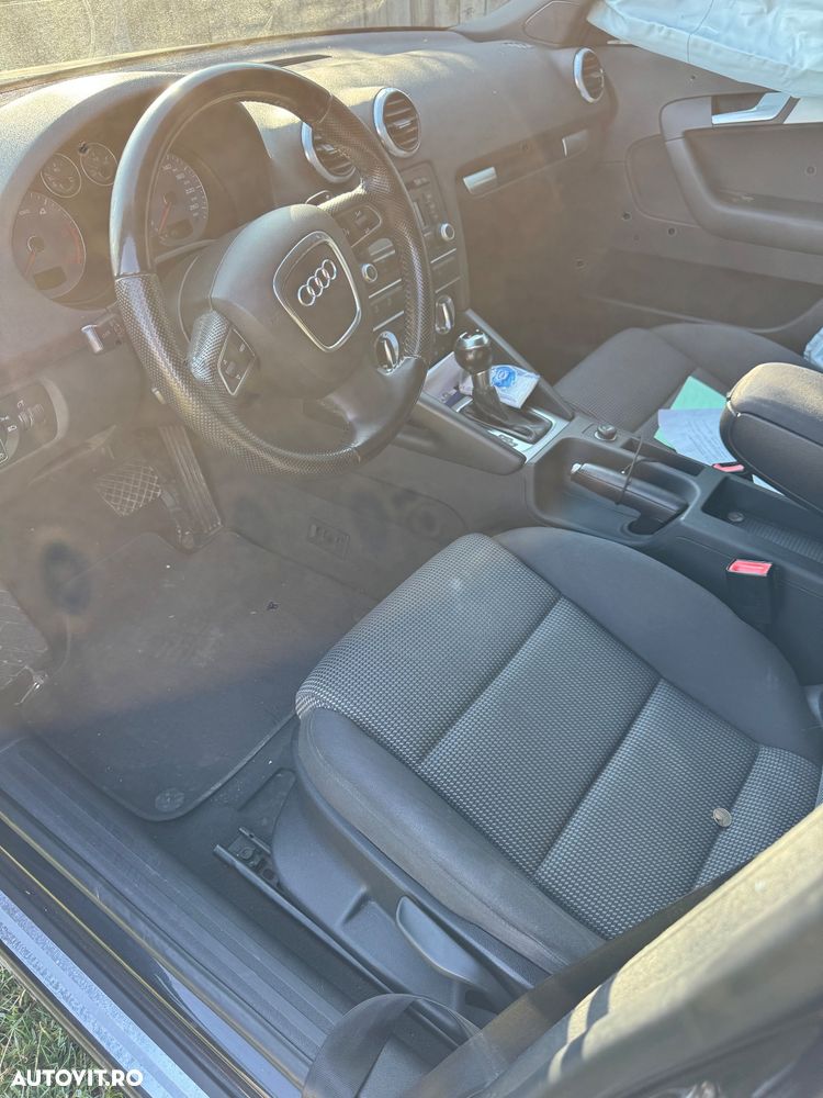 Audi A3 2.0 TDI Sportback DPF S tronic S line Sportpaket - 6