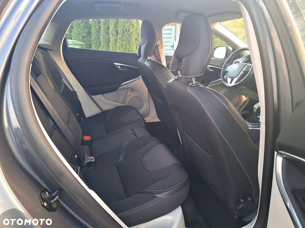 Volvo V40 - 17