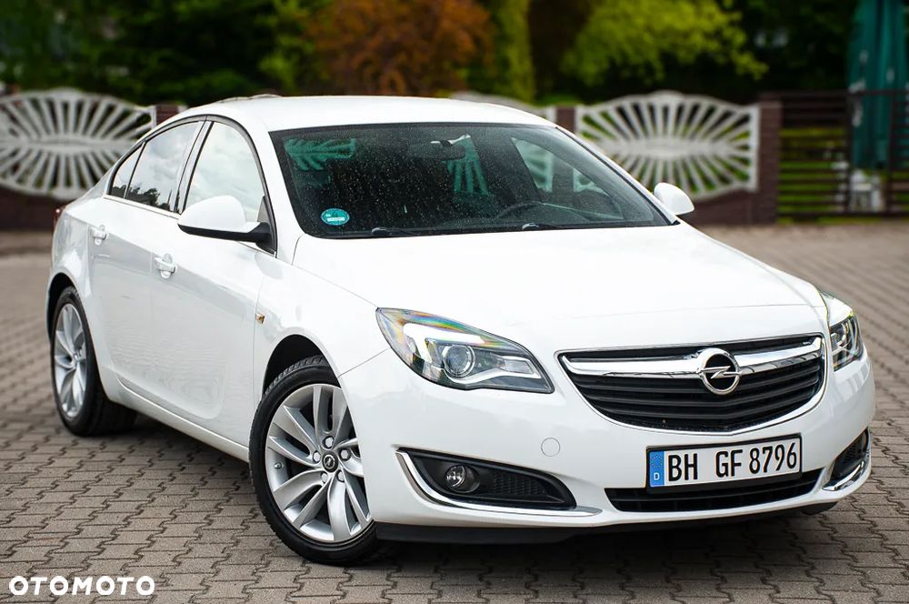 Opel Insignia 1.4 T Cosmo S&S - 4