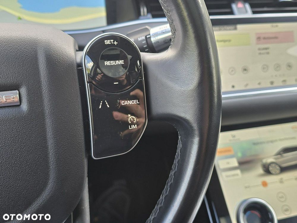 Land Rover Range Rover Evoque - 21