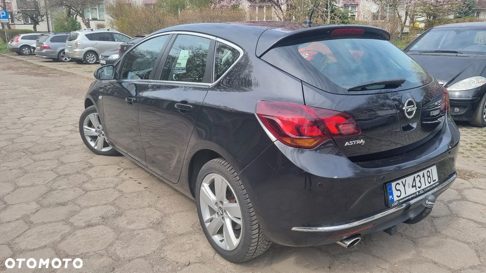 Opel Astra 1.4 T Cosmo - 2