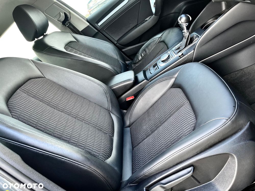 Audi A3 Sportback 1.6 TDI S tronic Attraction - 11