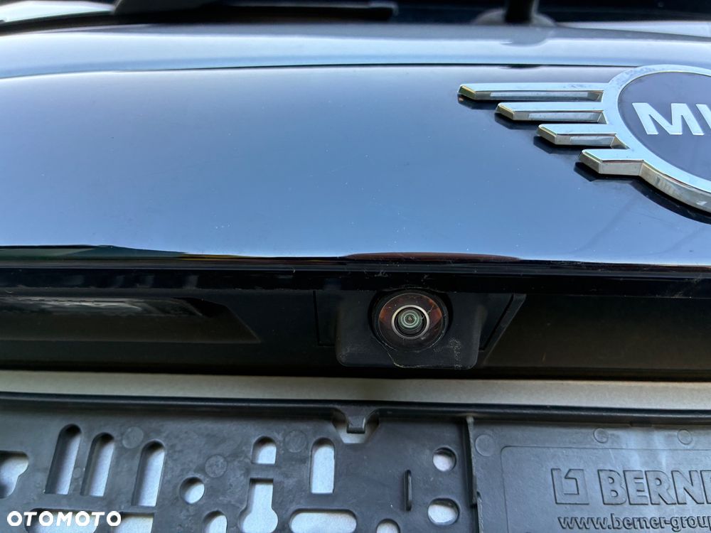 MINI Cooper E Classic Trim - 16
